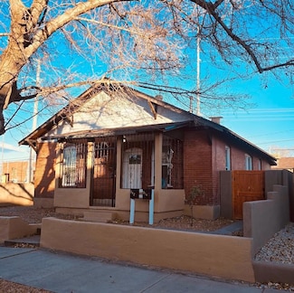 312 Arno St NE, Albuquerque, NM 87102