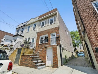 14 Rock St, Jersey City, NJ 07306