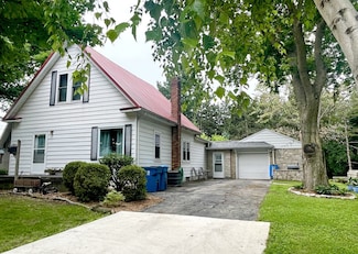 825 Swift Ave, Oglesby, IL 61348