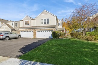 6755 Slate Dr Unit 934, Carpentersville, IL 60110