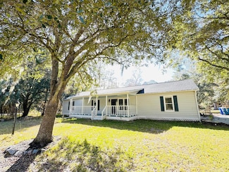 1966 Suzanne St, Johns Island, SC 29455