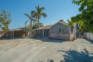 2505 E Barton Square, Fresno, CA 93725