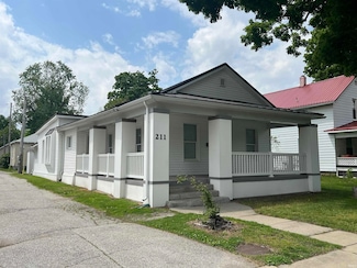 211 S 8th St, Goshen, IN 46528