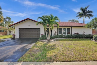 129 Winged Foot Ln, Boca Raton, FL 33431