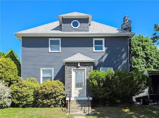 62 Waterman St, Cumberland, RI 02864