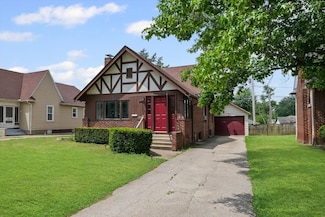 1614 N Gilbert St, Danville, IL 61832