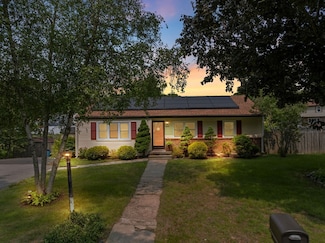 449 West St, Randolph, MA 02368