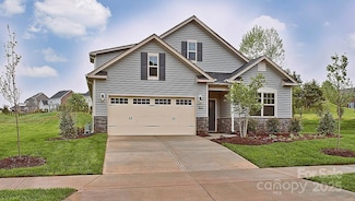 26 Forestdale Rd, Hendersonville, NC 28792