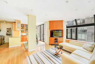 150 E 85th St Unit 13A, New York, NY 10028