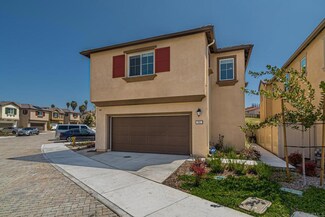 265 Camellia Way, Vista, CA 92083