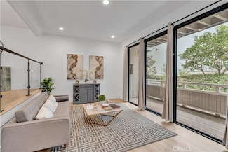 2 Encore Ct Unit 248, Newport Beach, CA 92663
