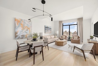 155 W 11th St Unit 14D, New York, NY 10011