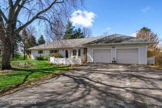 2N574 Landrose Ln, Maple Park, IL 60151