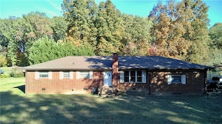 19 Colonial Dr, Lexington, NC 27292