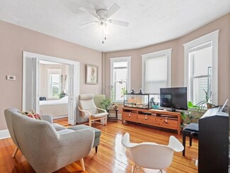 258 Shirley St Unit 2, Winthrop, MA 02152