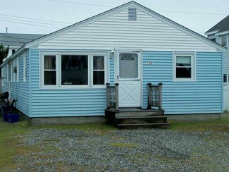 136 Franklin St, Seabrook, NH 03874