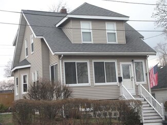 47 Vershire St, Quincy, MA 02171