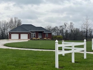 1040 Private Road 2982, Clark, MO 65243