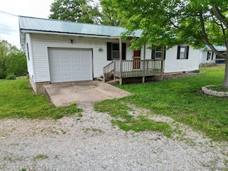 629 S Eagle St, Norwood, MO 65717