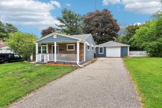 433 Rachael Rd, Baraboo, WI 53913