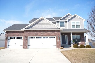 1207 Staghorne Way, Bloomington, IL 61705