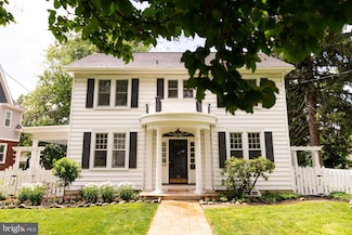 24 NORTH N 20th St, Camp Hill, PA 17011