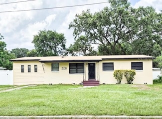 3509 Arch St, Orlando, FL 32808