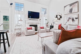 1645 N Rhonda Dr, Fayetteville, AR 72703