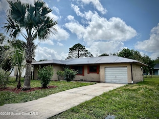 960 Carrot Ave SE, Palm Bay, FL 32909
