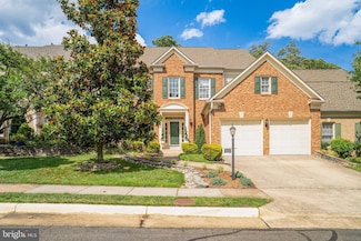 5229 Winter View Dr, Alexandria, VA 22312