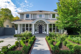 1032 Channing Ave, Palo Alto, CA 94301