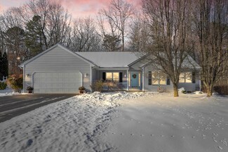 125 Rutherford Ln, Stuarts Draft, VA 24477