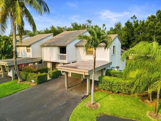 242 Deer Creek Wildwood Ln E, Deerfield Beach, FL 33442