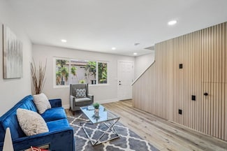 2582 Del Mar Heights Rd Unit 20, Del Mar, CA 92014