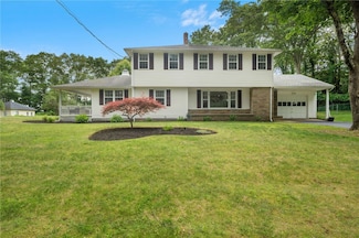 15 Bestwick Trail, Coventry, RI 02816