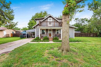215 Sweezy St, Halstead, KS 67056