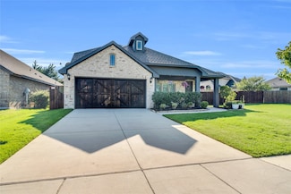 1621 Whispering Trail Dr, Waxahachie, TX 75165