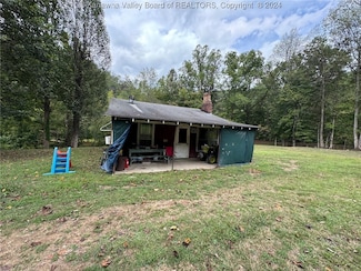 4986 Elk River Rd, Procious, WV 25164