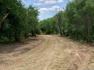 000 Adams St, Lytle, TX 78052