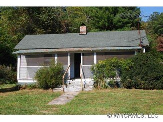 1018 Shoal Creek Rd, Balsam Grove, NC 28708