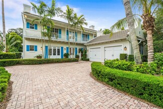 121 Palm Island Ln, Vero Beach, FL 32963