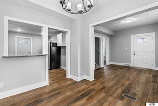 1402 N 33rd St, Omaha, NE 68131