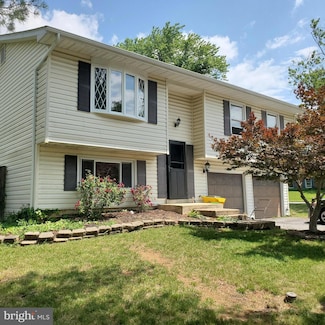 2000 Aberdeen Dr, Crofton, MD 21114