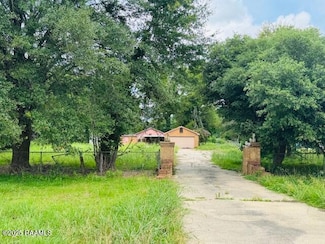 6653 Louisiana 10, Washington, LA 70589