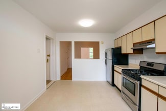 281 1st St Unit 3, Brooklyn, NY 11215