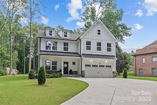 5902 Beatties Ford Rd, Charlotte, NC 28216