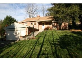 1203 Cherokee St, Johnson City, TN 37604