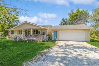 801 N 4th St, Guthrie Center, IA 50115