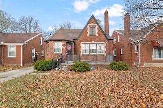 11123 Wayburn St, Detroit, MI 48224