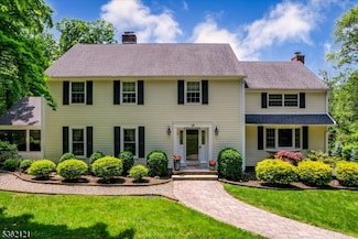 17 Olsen Dr, Warren, NJ 07059